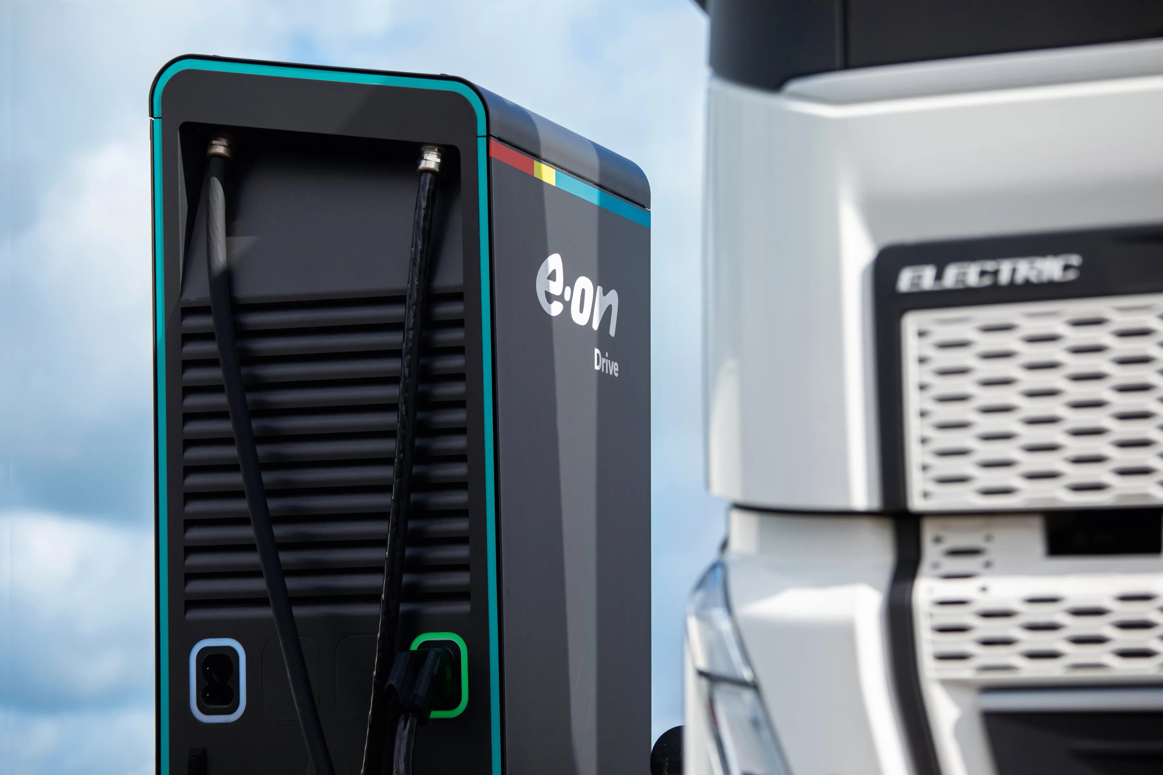 High-power charging station