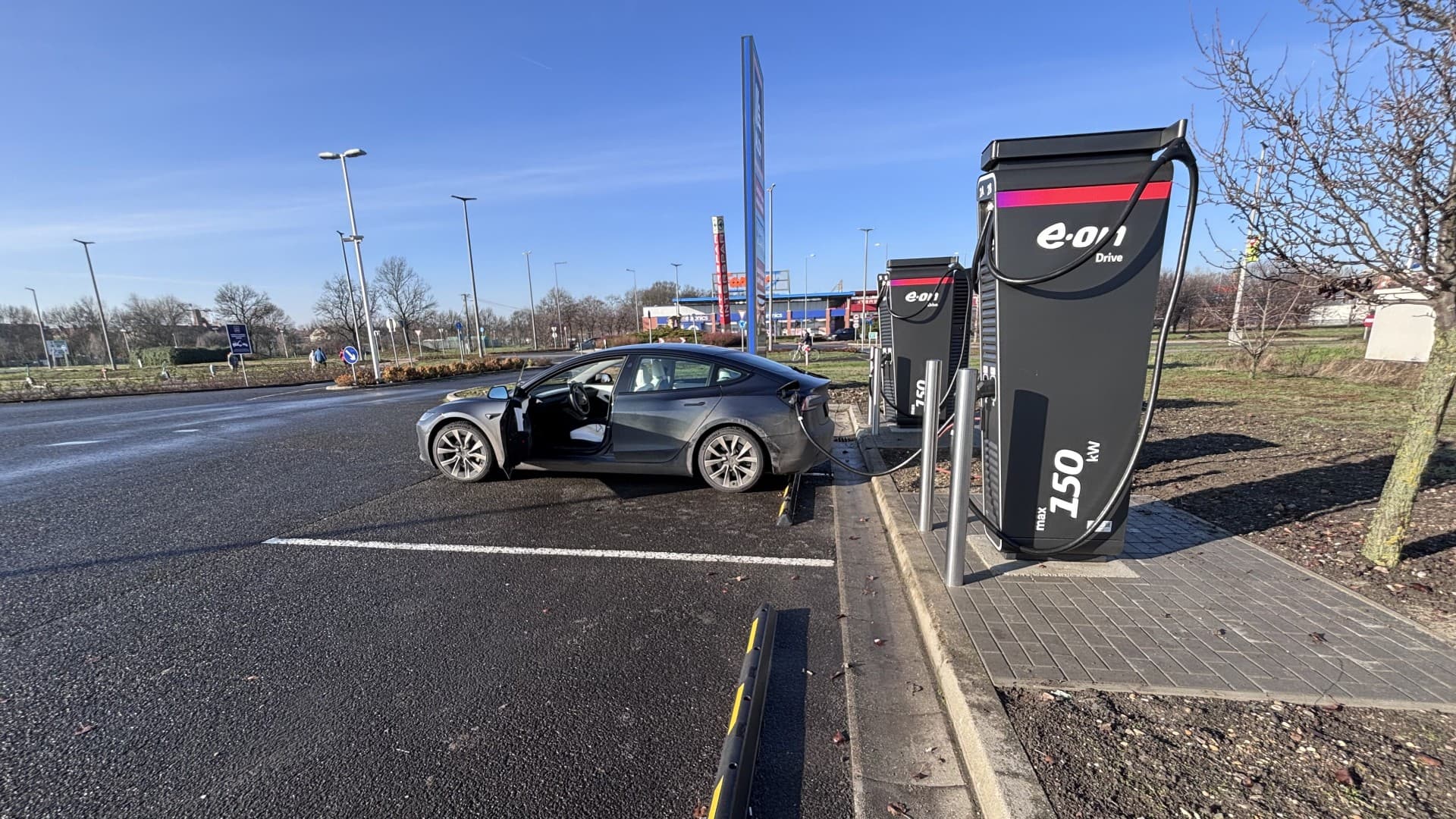E.ON Drive - ALDI 6800 Hódmezővásárhely Kaszap 31 photo 2