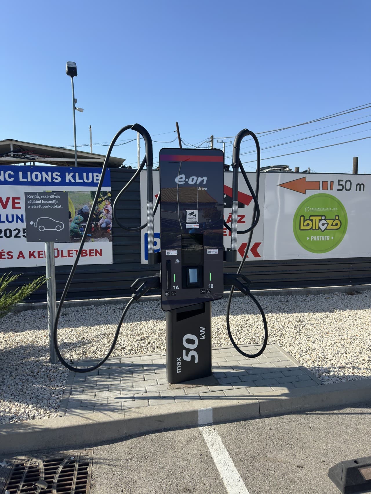 E.ON Drive - ALDI 2220 Vecsés Üllői 829 photo 4