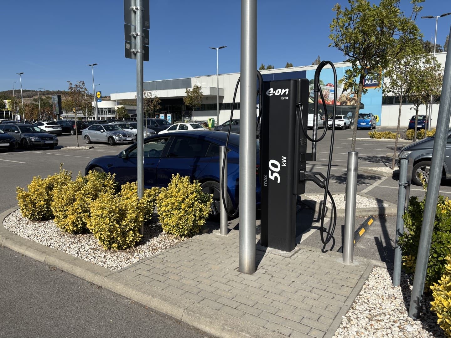 E.ON Drive - ALDI 1039 Budapest Rákóczi 38 photo 3