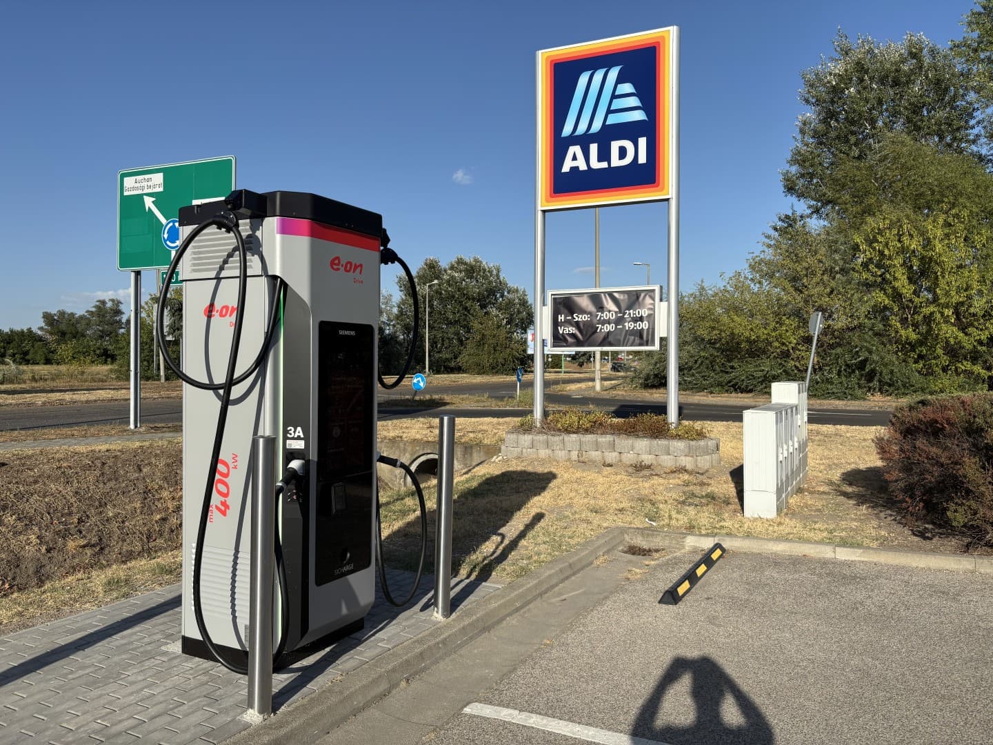 E.ON Drive - ALDI 2151 Fót Fehérkő 5 photo 3