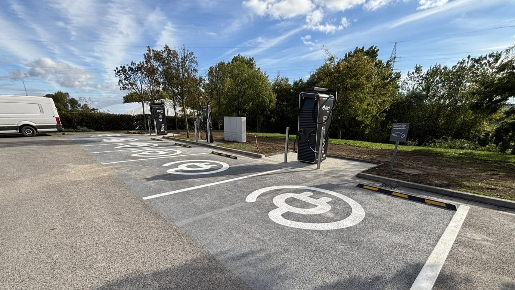 E.ON Drive - ALDI 2040 Budaörs Kandó Kálmán 2