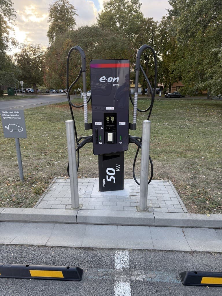 E.ON Drive - ALDI 7600 Pécs Árnyas 25