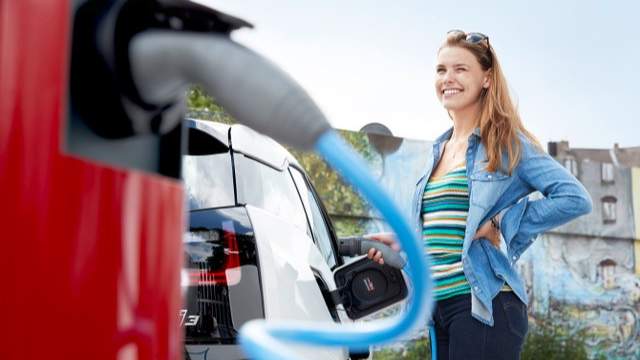 EV-Charging for everyone with Edri E.ON Drive